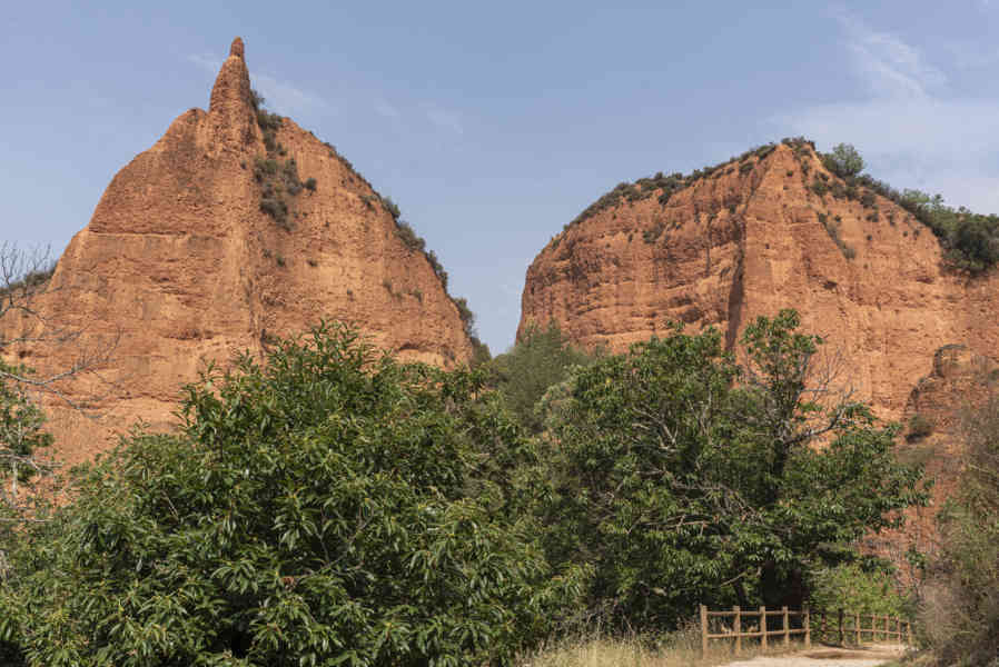 León 062 - las Médulas - monumento natural de las Médulas.jpg